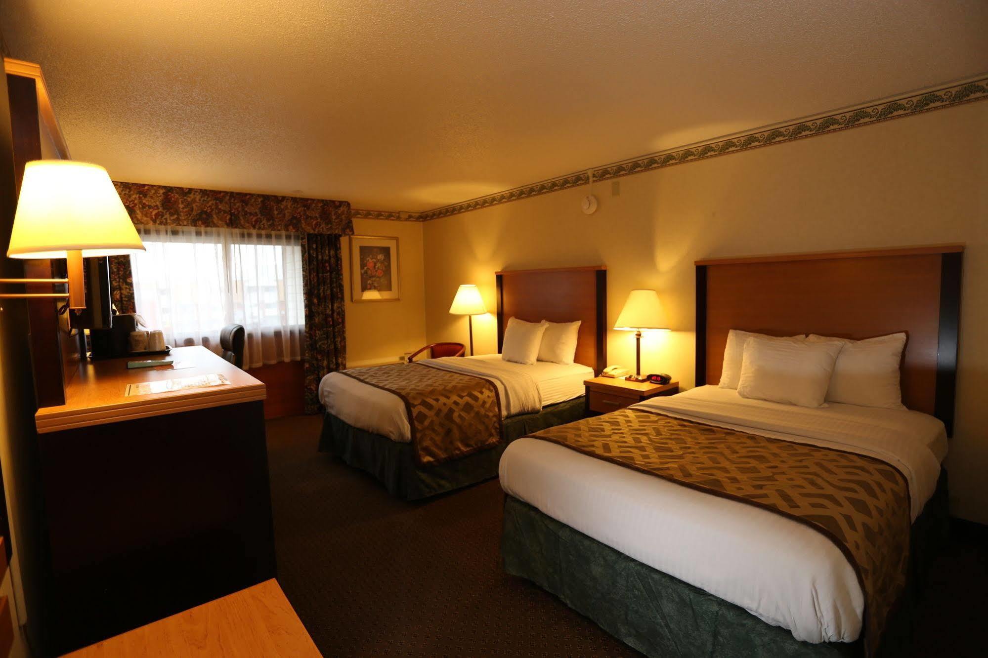 Hotel Magnuson Grand Columbus North Exterior foto