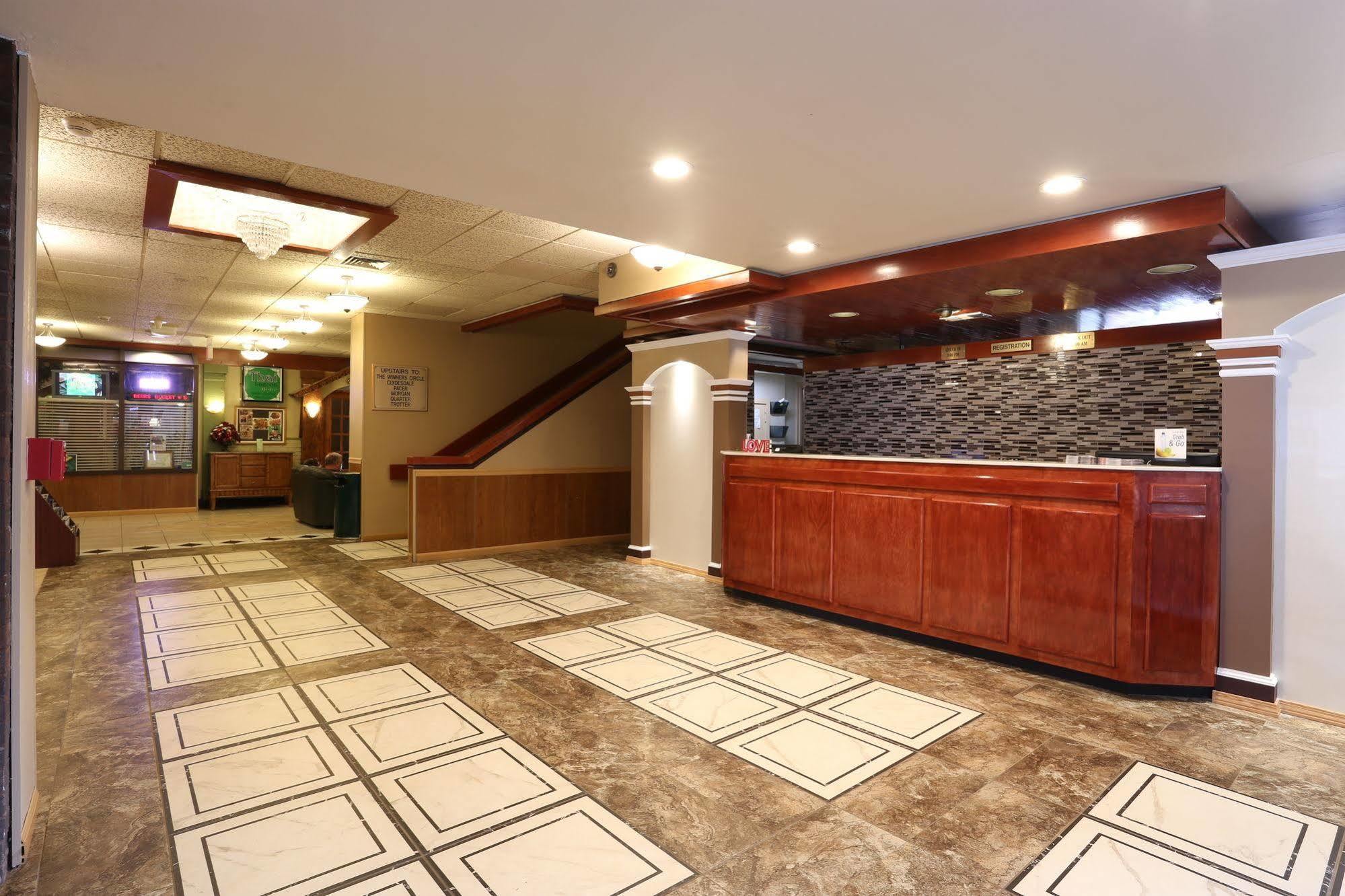 Hotel Magnuson Grand Columbus North Exterior foto